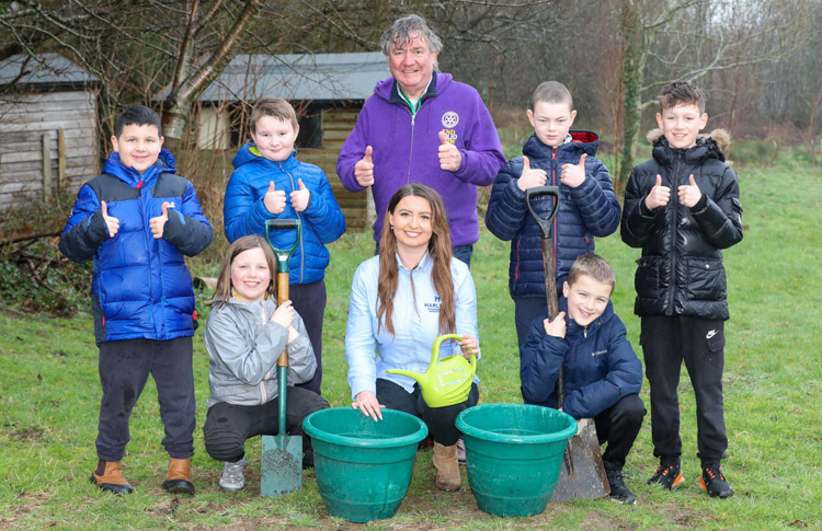 Green-fingered Tremadog youngsters grow their own flowers, fruit and veg