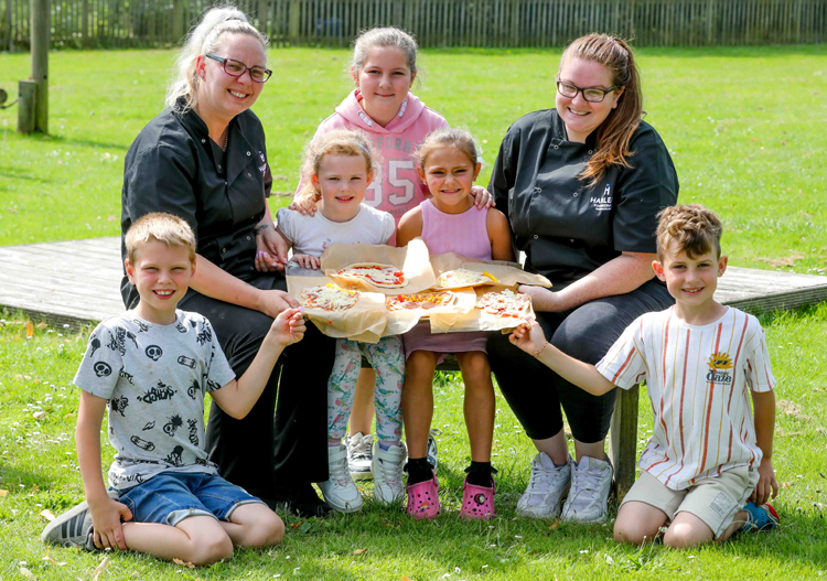 Borthyn School pupils get busy with pizzas